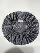 Load image into Gallery viewer, Snag & Tug Medium Dark Grey Bonnet