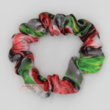 Load image into Gallery viewer, Flamingo Paradise Scrunchies