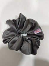 Load image into Gallery viewer, Snag &amp; Tug Light Grey 2XL Scrunchie
