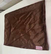 Load image into Gallery viewer, Snag &amp; Tug Brown Pillowcase
