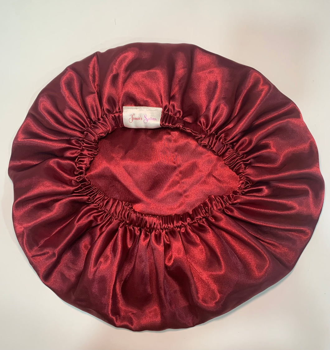 Snag & Tug Medium Burgundy Bonnet