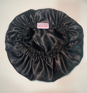 Snag & Tug Small Black Bonnet