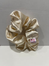 Load image into Gallery viewer, Snag &amp; Tug Large Scrunchies
