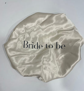 Bride to Be Pearl Medium Bonnet