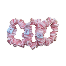 Load image into Gallery viewer, Baby Pink Scrunchie Set
