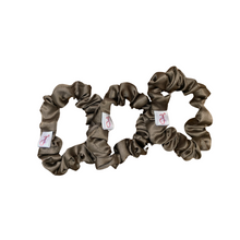 Load image into Gallery viewer, Fawn Scrunchie Set
