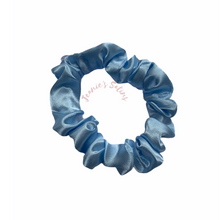 Load image into Gallery viewer, Baby Blue Scrunchie
