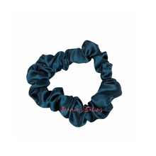 Load image into Gallery viewer, Teal Scrunchie
